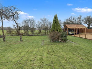 Photo 22- click for photo gallery